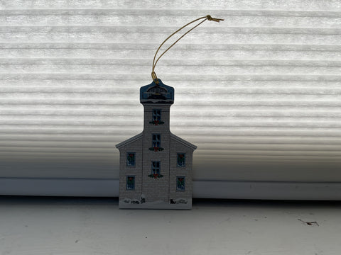 Ornament: Cats Meow, Tower View